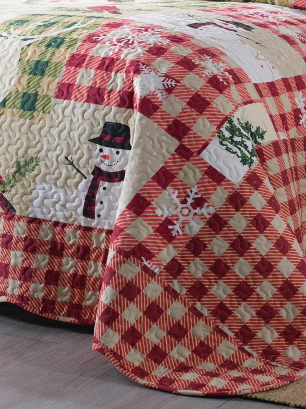 Red Christmas Plaid 3 piece queen Quilted Bedding Set